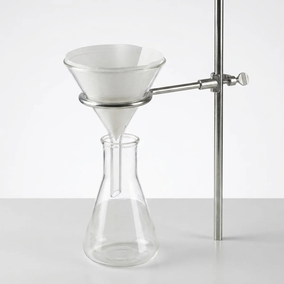 Retort ring supporting filter funnel