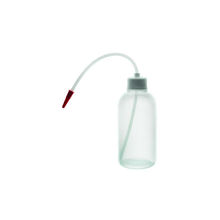 Lab wash bottle with flexible delivery tube